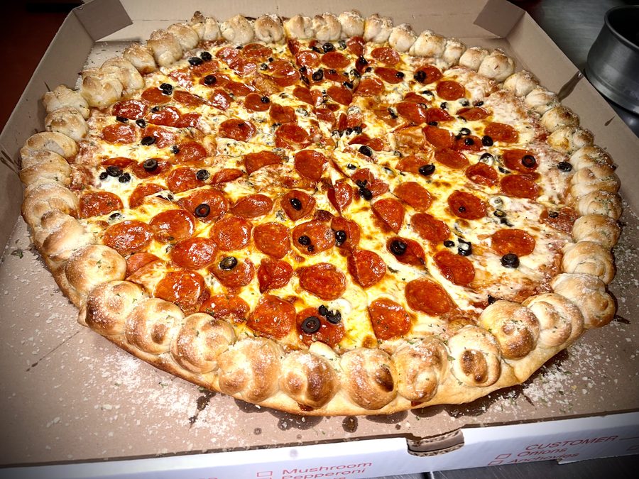 Pizza Knots ring with pepperoni and olives